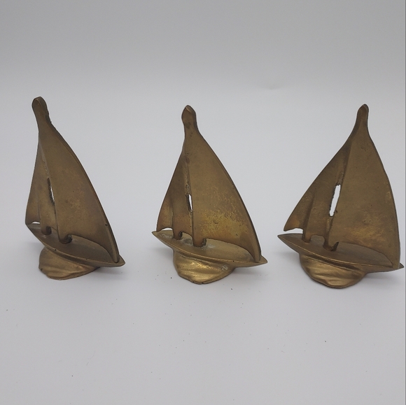 Set of Three Brass Sailboat Figurines - Picture 2 of 10